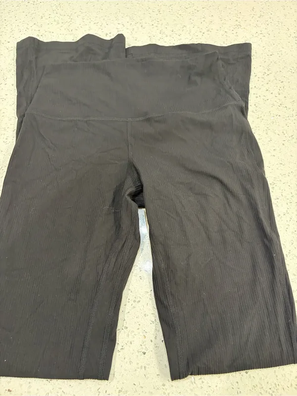Lululemon Align High Rise Ribbed mini flare pants size 6 - Image 7