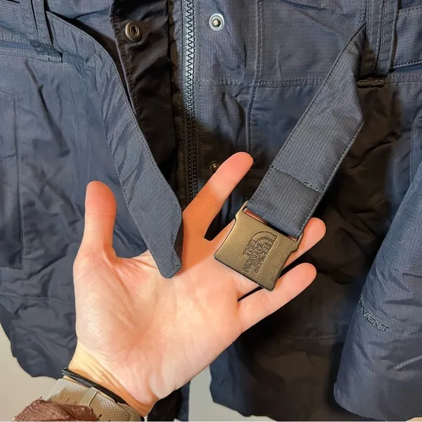 The North Face Women’s Navy Blue‎ Parka Coat Medium Puffer - Image 8