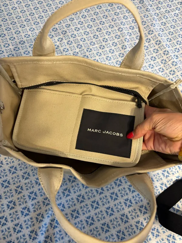 Marc Jacobs Tote Bag Medium - Image 8