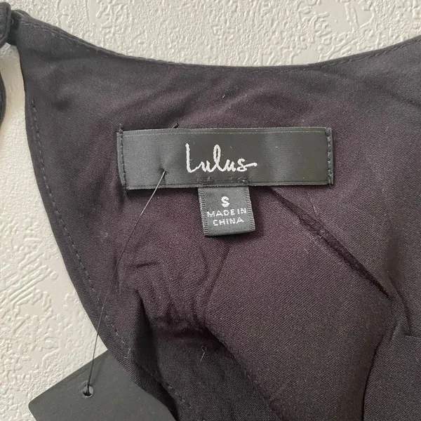 NWT Lulus Black Tie Front Blouse Size S Sheer Sleeve Romantic Top - Image 3