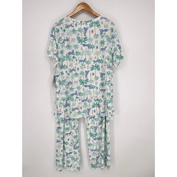 Crown & Ivy Pajama Set Top 2X‎ Pants 4X White Blue Leopard Palm Tree Print NWT - Image 5
