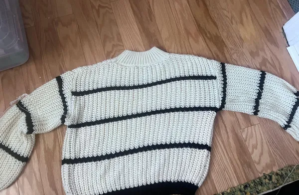 SheIn Sweater - Image 3