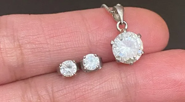Sterling Silver 925 Necklace & Stud Earrings Set - Image 6