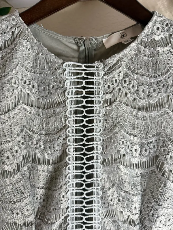 Missguided Light Gray Lace Mini Dress - Image 2
