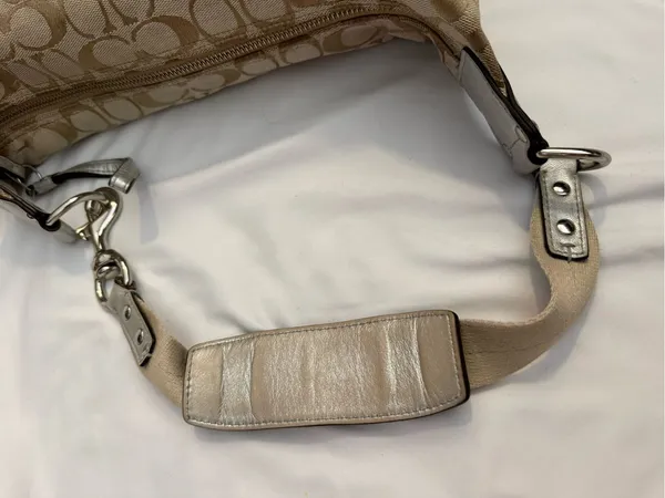 EUC Vintage Coach Gallery Signature Hobo Shoulder Bag with Multicolor Stripe - Image 10
