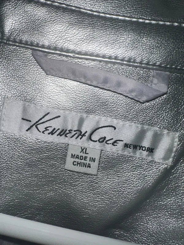 Silver jacket Size XL - Image 2