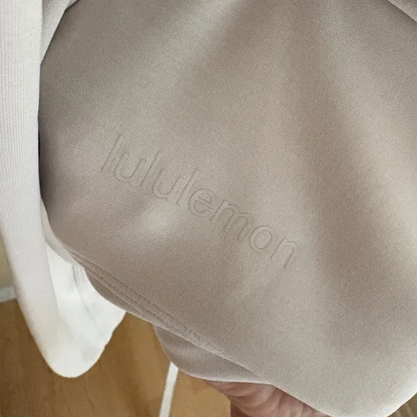 LULULEMON Perfectly‎ Oversized Crop Crew Softstrem Size 4 - Image 6