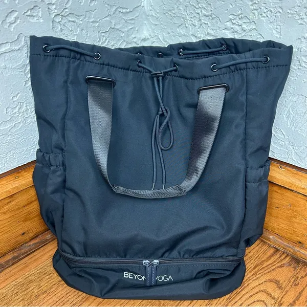 Beyond Yoga | Convertible Gym Bag Backpack Crossbody Bag - Image 5