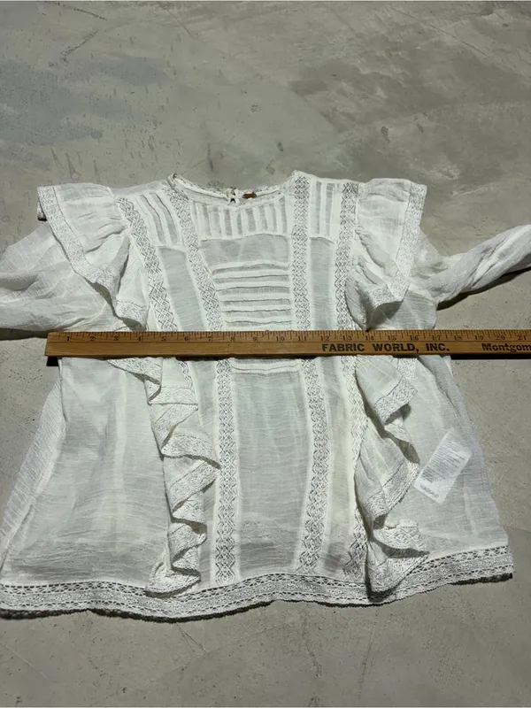 Free People Women’s White Ruffle Lace Peasant Blouse small - Image 3