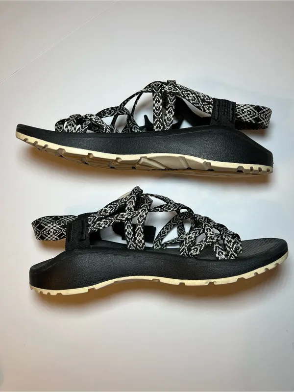 Chaco cloud women’s ZX2‎ classic sandals size 8 - Image 4