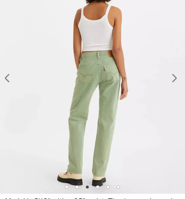 90s Levi’s Jeans  - Image 2