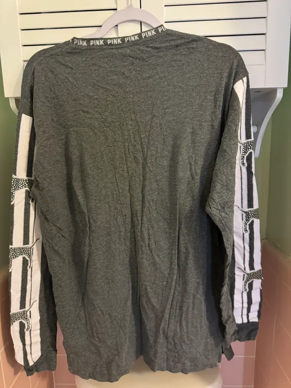 PINK Victoria’s Secret Long-sleeve Tee - Image 2