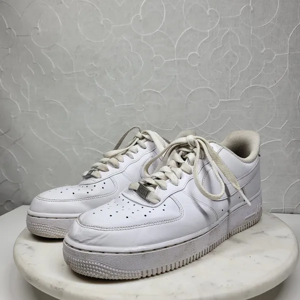 Nike Air Force 1 Low '07 Triple White CW2288-111 Men’s 9 Leather Sneakers - Image 3