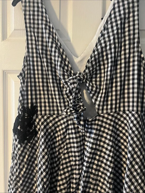 Black & White Gingham V - Image 4