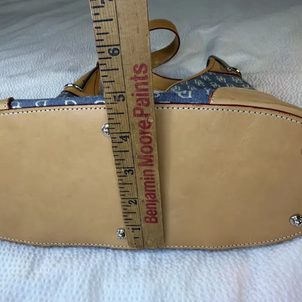 Vintage Dooney & Bourke Baby Blue Signature Crescent Hobo Shoulder Bag Y2K Purse - Image 9
