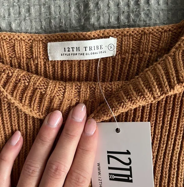 12th Tribe Cropped Sweater - Image 3