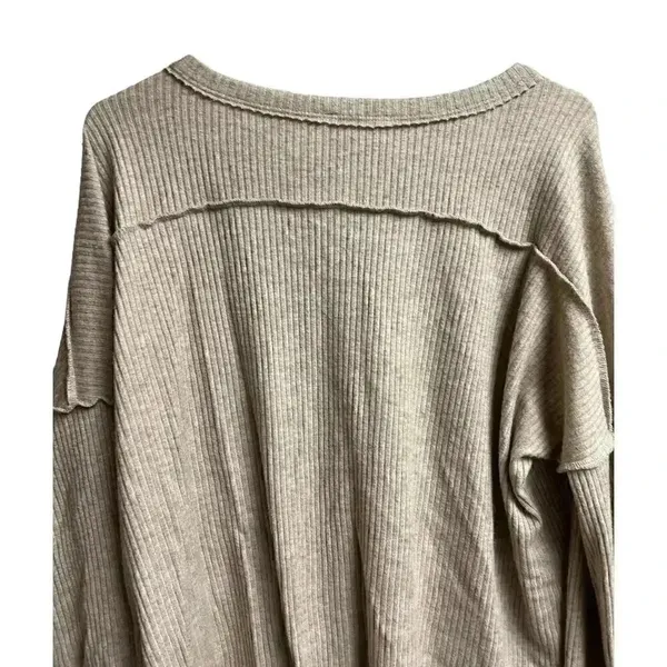 Pink Lily Beige Oversized Pullover Top Medium - Image 7