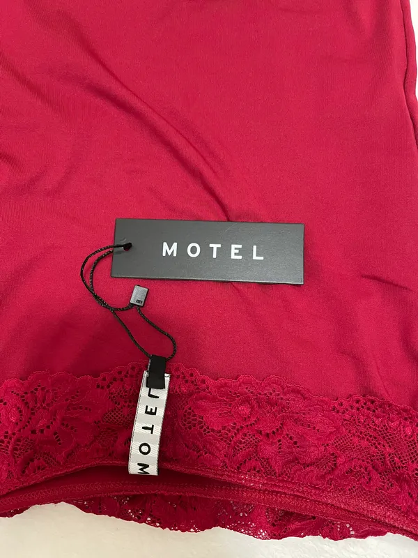 Motel Rocks Crop Top - Image 3