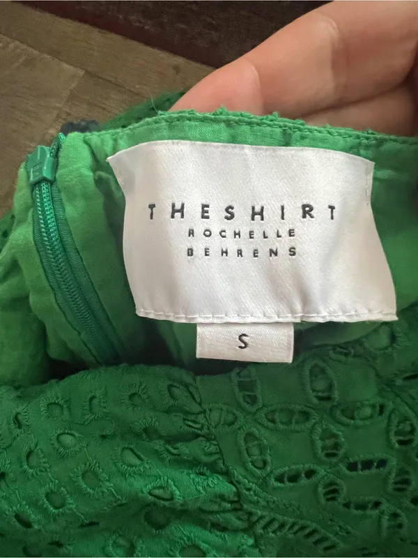 The shirt Rochelle Behrens Ashby Sleeveless Eyelet Halter Sundress - Green - Image 9