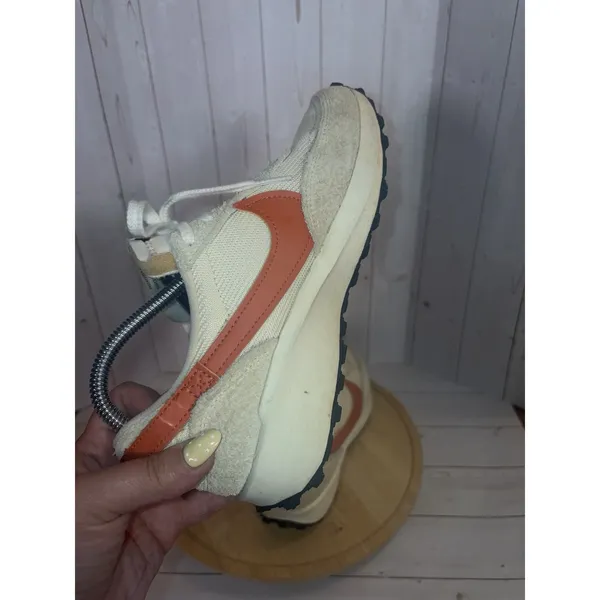 Nike Waffle Debut Ventage Muslin Orange DX2931-100 Women's 7.5 Pre-loved NO BOX - Image 6