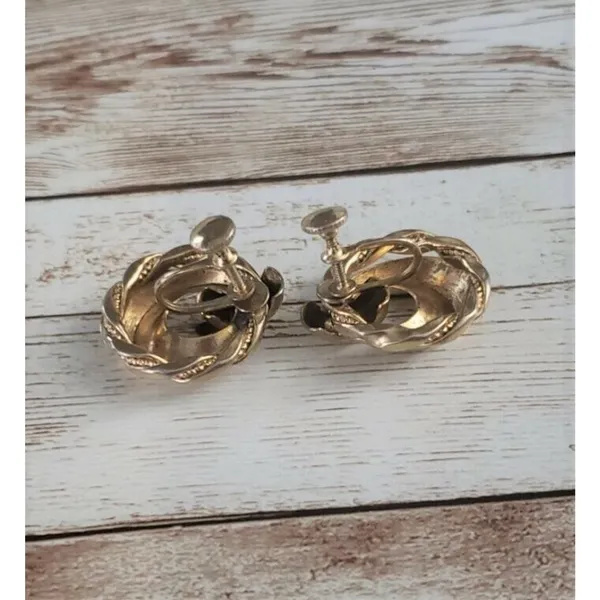 Vintage Screw On Earrings - Elegant Gold Tone Statement - Image 4