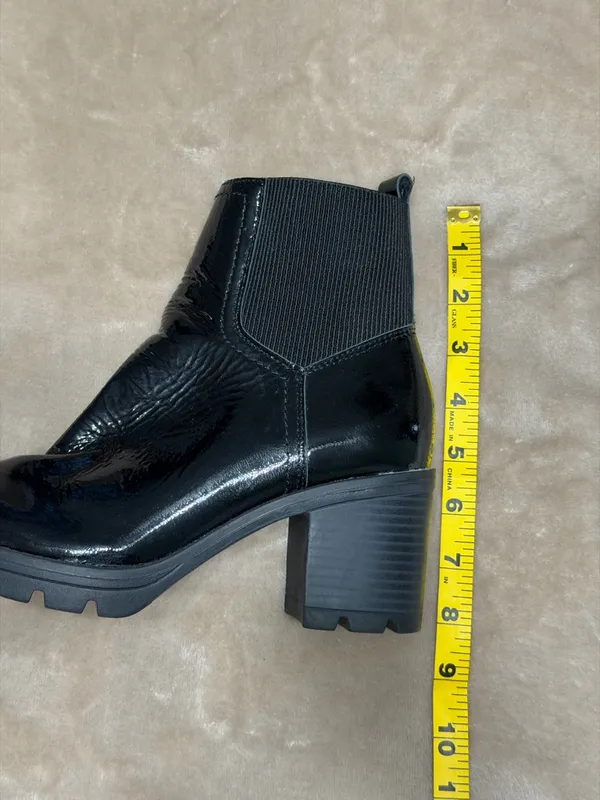 Naturalizer VERNEY2 Side Zip Ankle Bootie Black Patent Leather, Size 6.5 W - Image 11