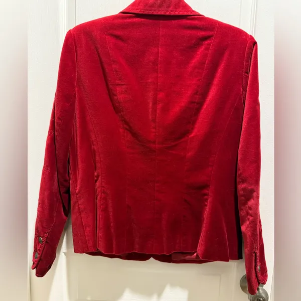Women's red velvet blazer size M - Image 6