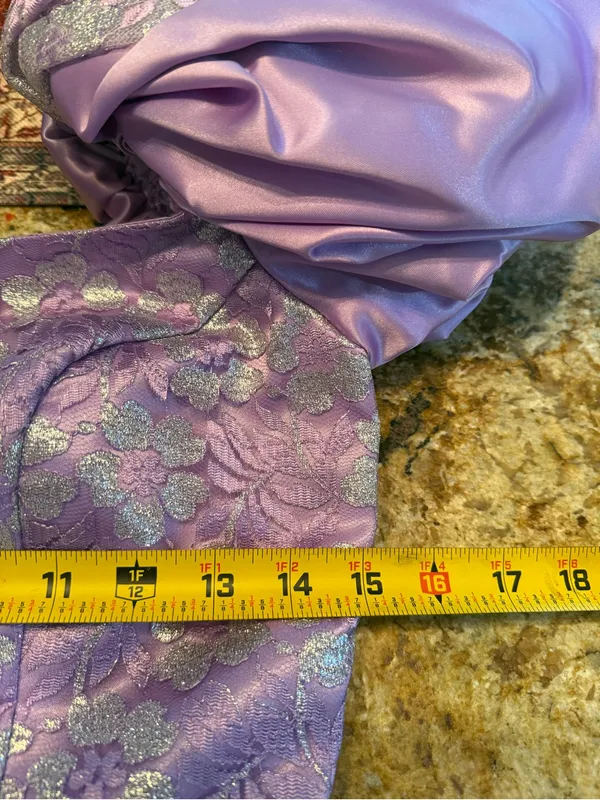 Vintage Lilac Floral Midi Dress with Puff Sleeves - Image 9
