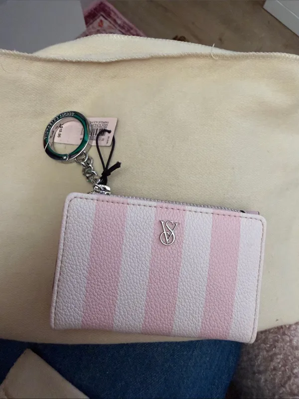 Vs Pink Cardholder Keychain Wallet signature logo - Image 3