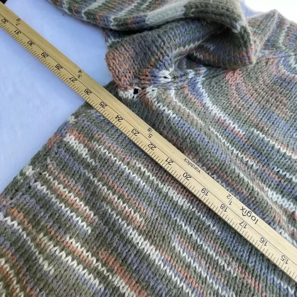 Vintage Aztec size 2X button front handmade cardigan. No TAGs see measurements - Image 4