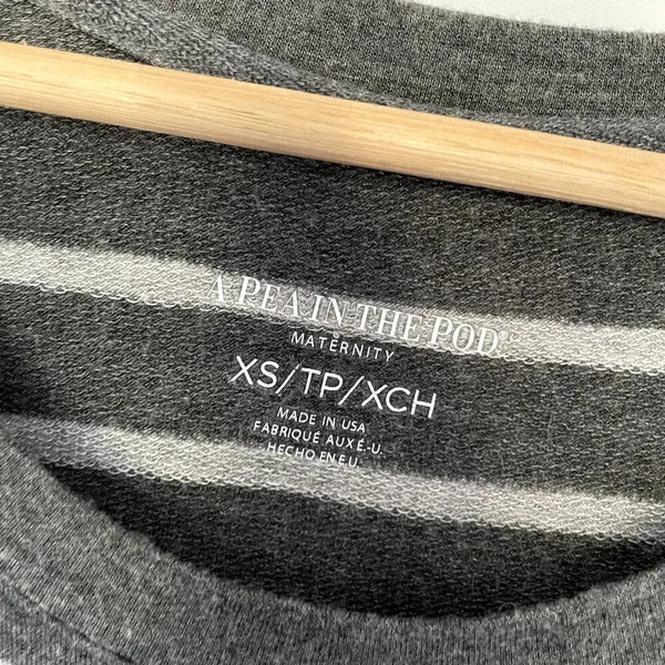 A pea in the pod maternity sweater‎ gray striped knit top women's size small - Image 3