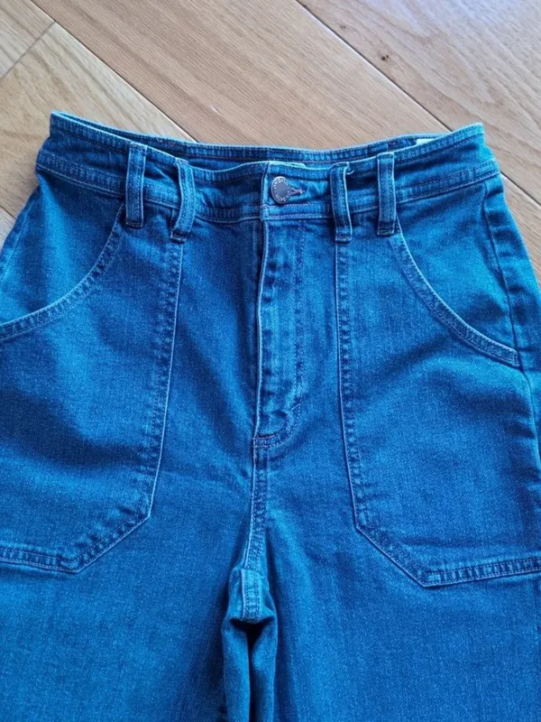 On 34th Womens 4/27 (24W x 26L) Barrel Leg High Rise Stretch Blue Denim Jeans - Image 4