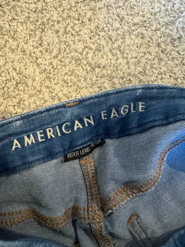American Eagle Jeans - Image 5