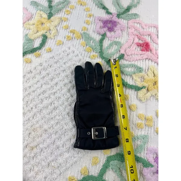 Luxury Italian Leather Cashmere Lined Gloves Black Size 6 1/2 Buckle Accent‎ - Image 4