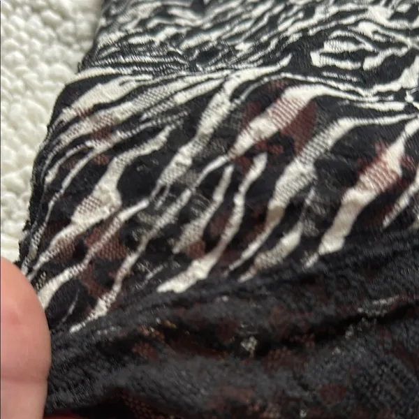 Victoria's Secret Black and White Lace Trim Pajama Top - Image 2