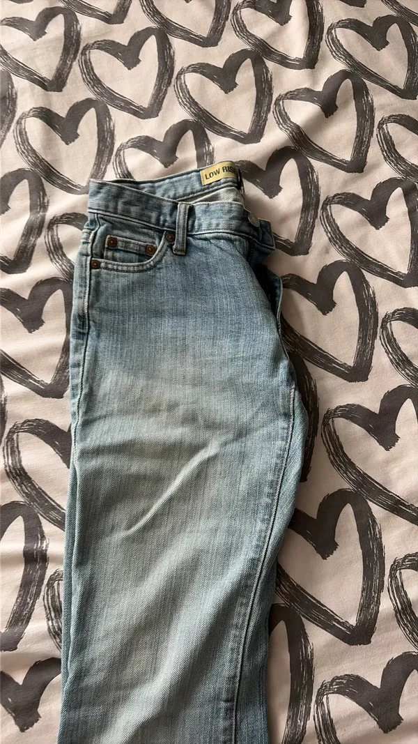 Old Navy Low-Rise Bootcut Jeans Vintage - Image 5