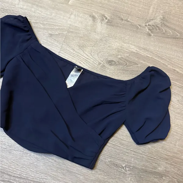 •WINDSOR• NAVY BLUE BLOUSE CROP TOP - Image 2