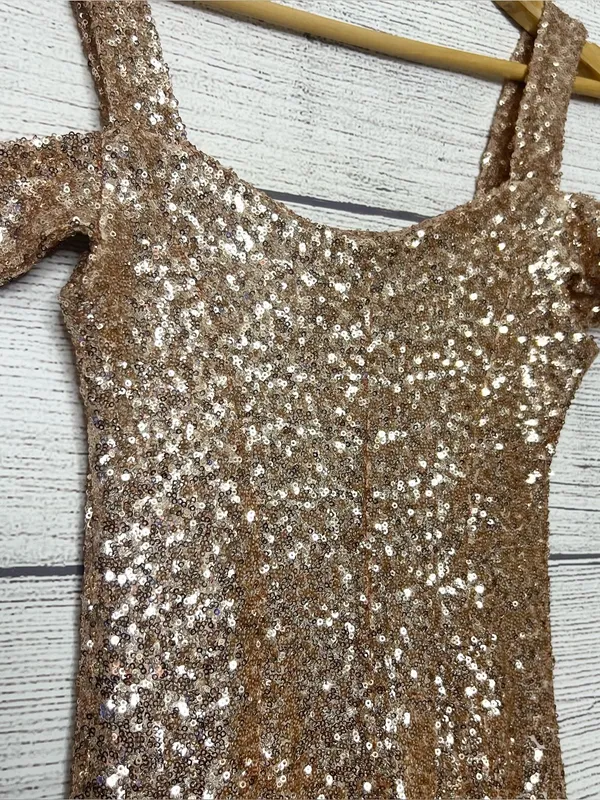 Couture Gold Sequin Sparkling Off Shoulder Formal Evening Gown Size Small Tall - Image 5