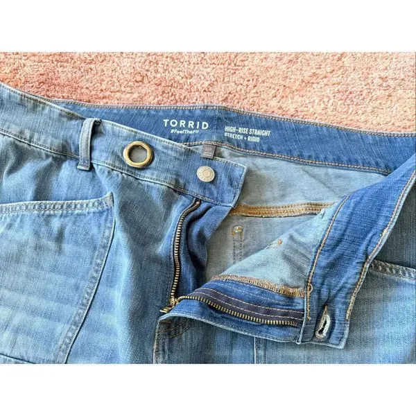 Torrid Women’s High Rise Straight Jeans Blue Size 16R XL Stretch Denim - Image 2