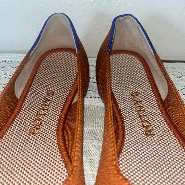Women's Rothy's The Point Ballet Flat in Burnt Orange Rust Brown Size 5 - Image 7