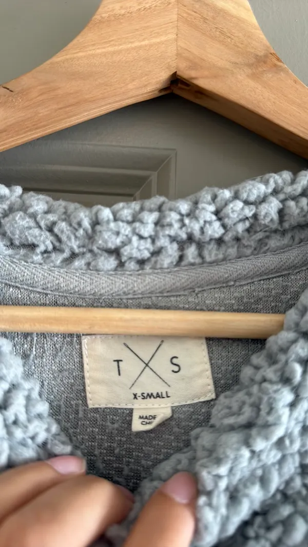 Women’s sweater - Image 3