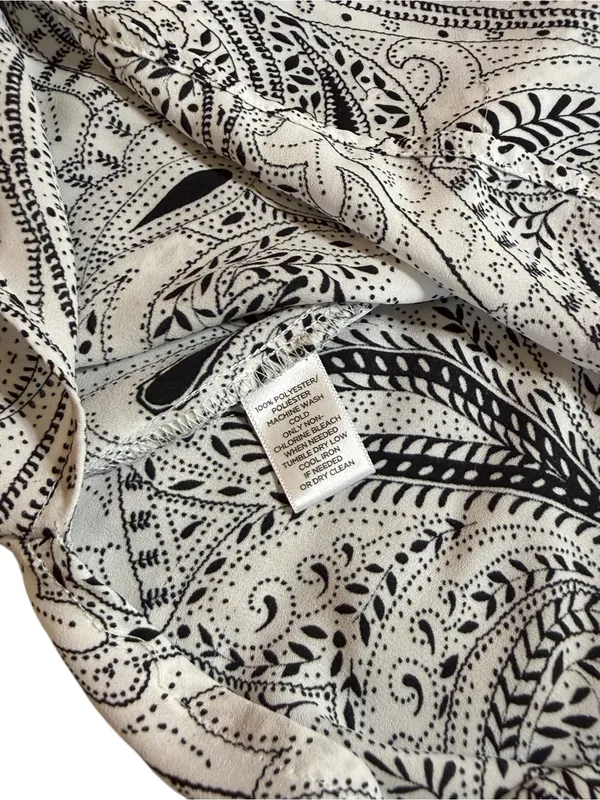 LOFT Black White Paisley Short Sleeve Blouse Top M - Image 3