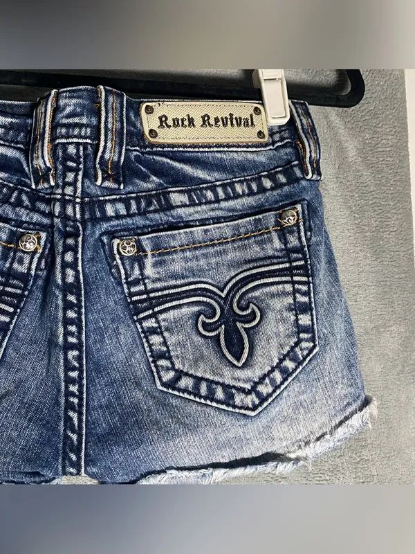 Rock Revival Distressed Dark Blue Denim Shorts with Frayed Hem size 28 Jodie - Image 8