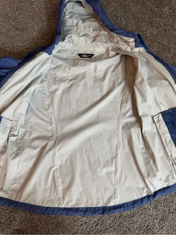 The North Face Women’s Blue Hooded Waterproof Rain Jacket Medium - Image 7