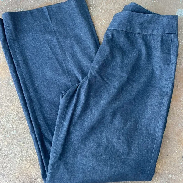 Jones New York Navy blue low-rise wide-leg trousers with a flattering fit size 4 - Image 4