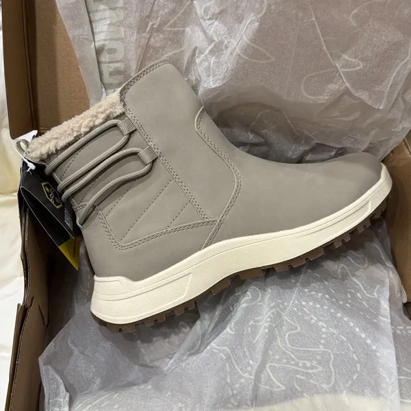 Khombu Sarah Water‎ Repellent Ankle Boots Size 8 - Image 2