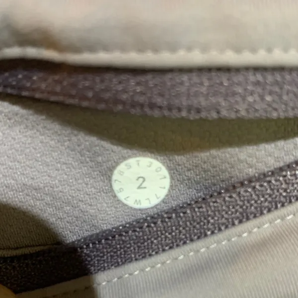 Lululemon Shorts Hotty Grey Hot - Image 6