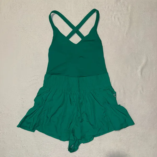 FREE PEOPLE MOVEMENT GET YOUR FLIRT ON SKORTSIE in Sport Green size MEDIUM - Image 3