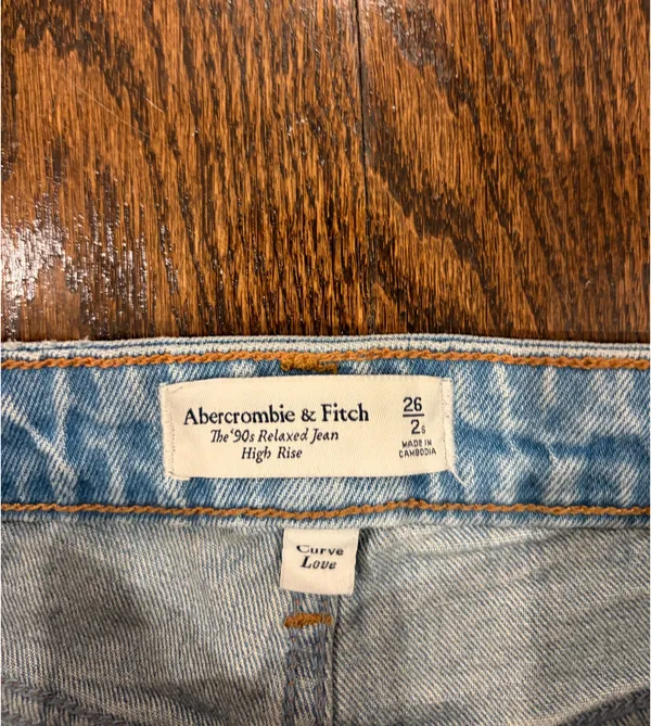 Abercrombie High-Rise Jeans 90s - Image 6