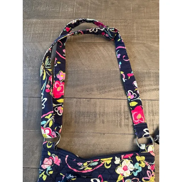 Vera Bradley Crossbody Hipster‎ Bag Ribbons Retired Pattern Purple Navy Blue - Image 6